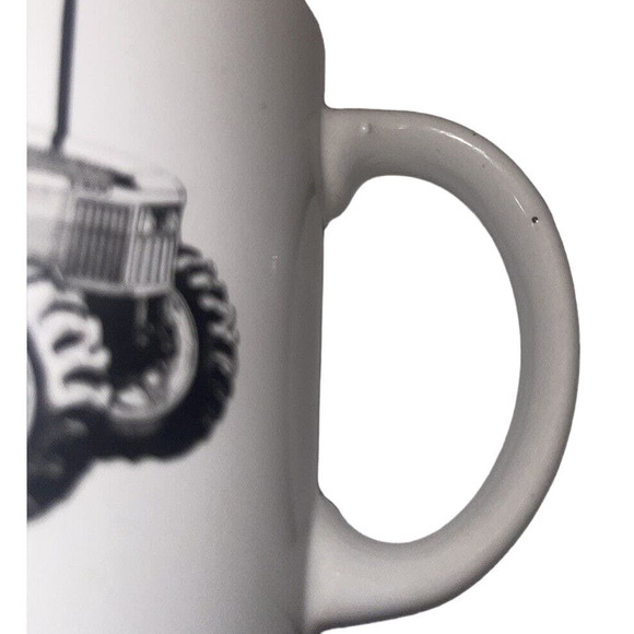 Vintage John Deere 1992 - 5400 Spirit Tractor Coffee Mug “Go With The Green” M - Picture 6 of 7